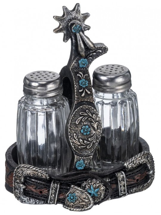 Western Spur Salt And Pepper Shaker Set